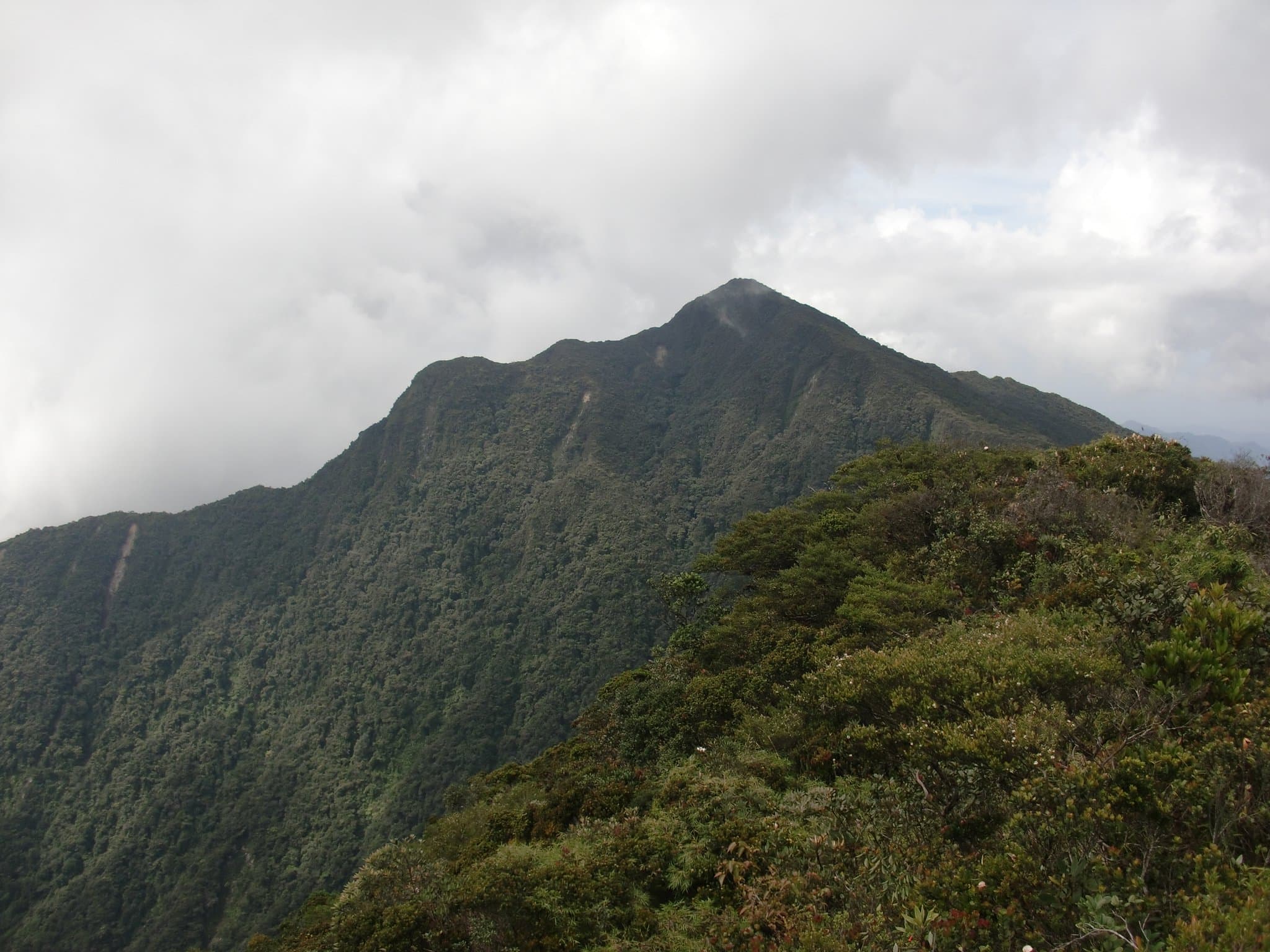 Gunung Korga